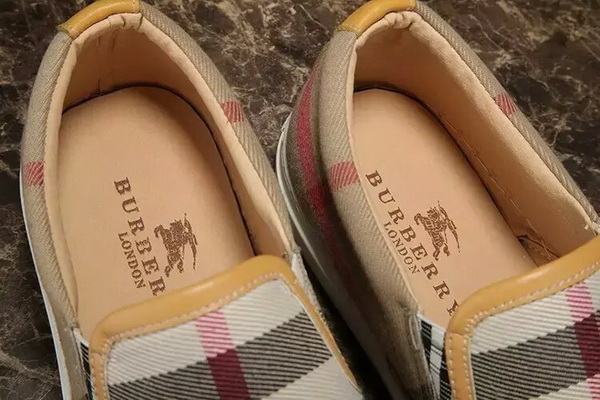 Burberry Men Loafers--017